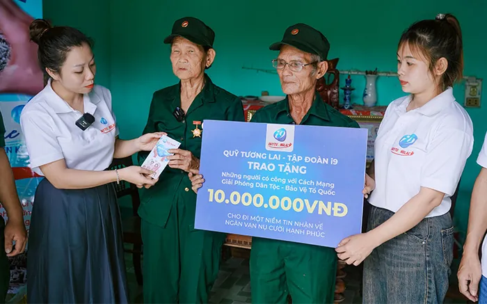 Hỗ trợ khách hàng 24/7 Kubet777