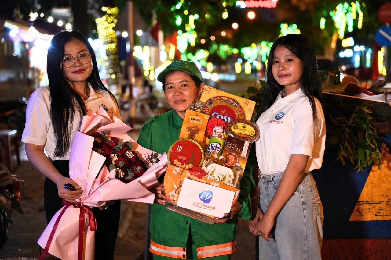 Hỗ trợ qua email của Kubet777